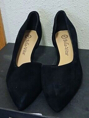 ​Bella Vita Black Suede D'Orsay Pointed Toe Kitten Heels Women's 5.5 M
